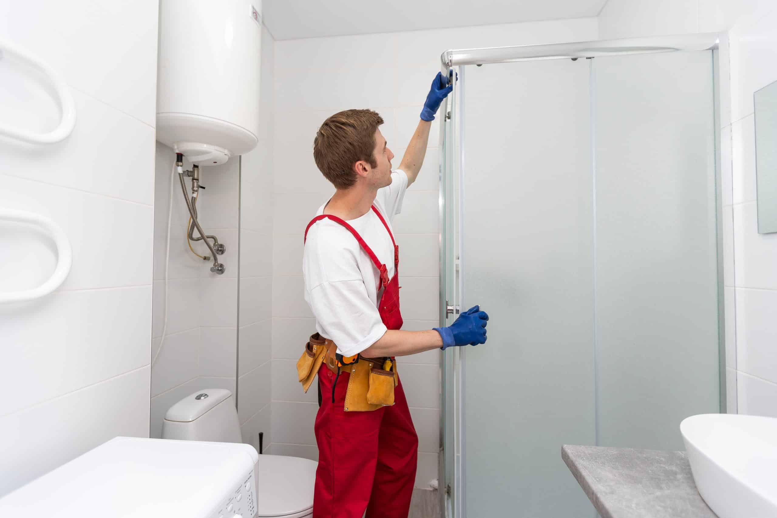 Knoxville Walk-In Shower Installer | Tennessee Standard Plumbing